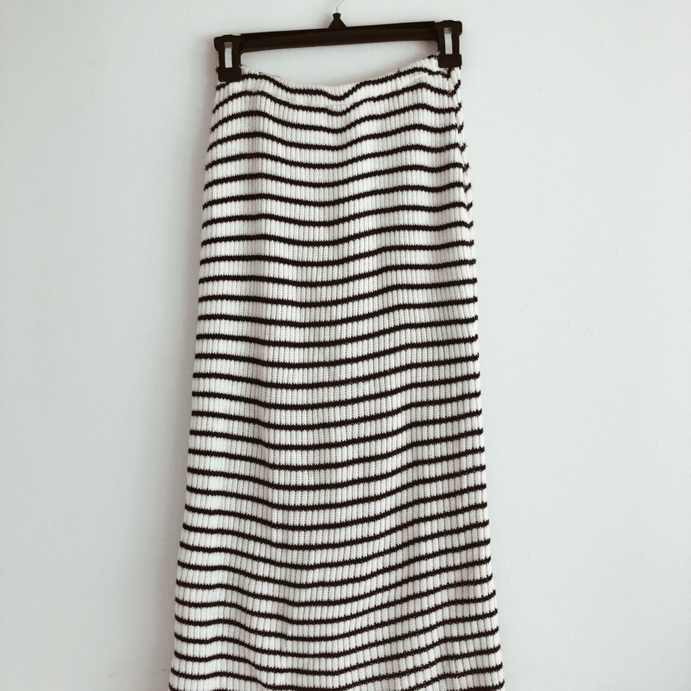* FLASH SALE* Vintage Stripe Knit Skirt